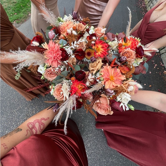 David’s Bridal Cinnamon Velvet Cowl Neck Bridesmaid Dress - Size 6 - Picture 3 of 7